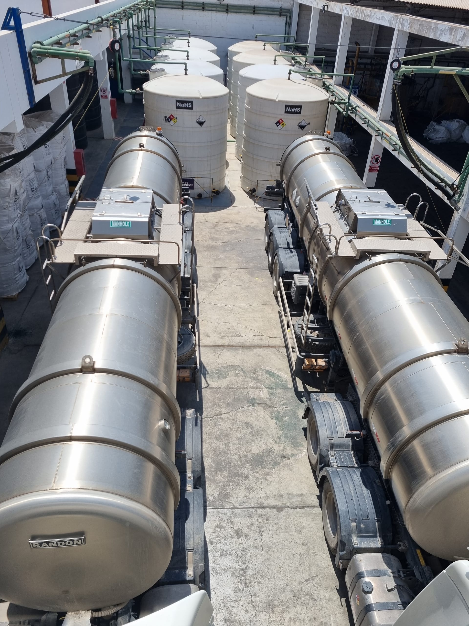 Cisternas de NaHS en planta CQS